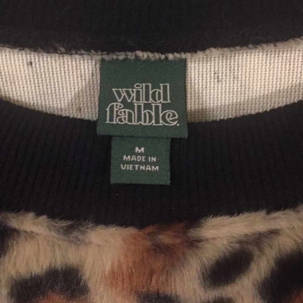Wild Fable sweatshirt leopard print faux f… - Picture 4 of 8